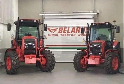 Кузьма Алдаров и Галина Кудрявцева приняли участие в открытии учебного класса Минского тракторного завода на базе ИрГАУ